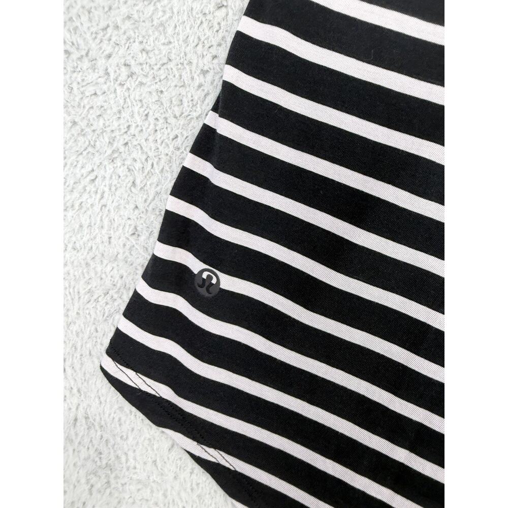 Lululemon Love Tank Pleated Yachtie Stripe Black Chrome Size 8 - Picture 9 of 11